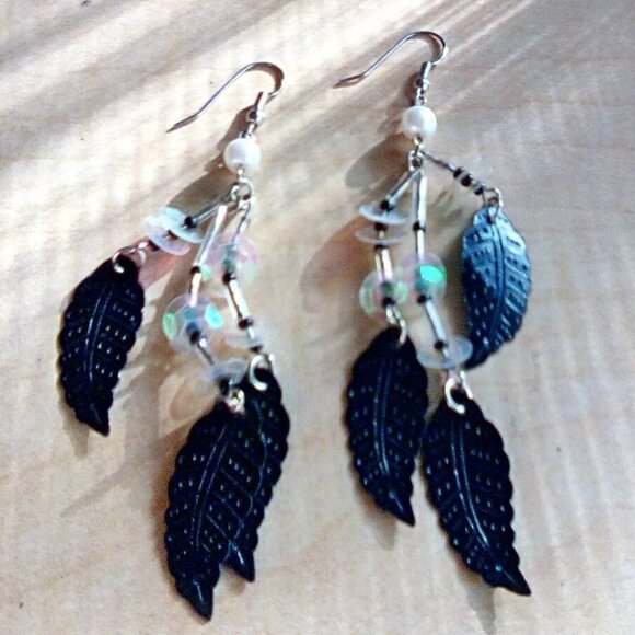 Beaded with Sequence Crow feather Pierced earrings 3"L - Picture 3 of 11